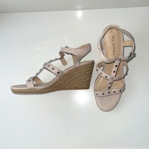 VIA SPIGA INDYA WOMEN'S TAUPE  WEDGE SANDALS SIZE 8.5 M